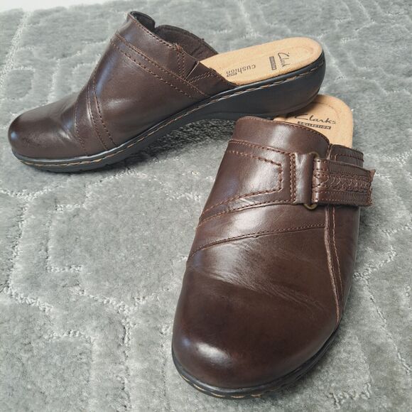 Clarks Collection Brown Leather Mules WOMENS SIZE 7.5M slip on comfort shoes - Picture 7 of 13